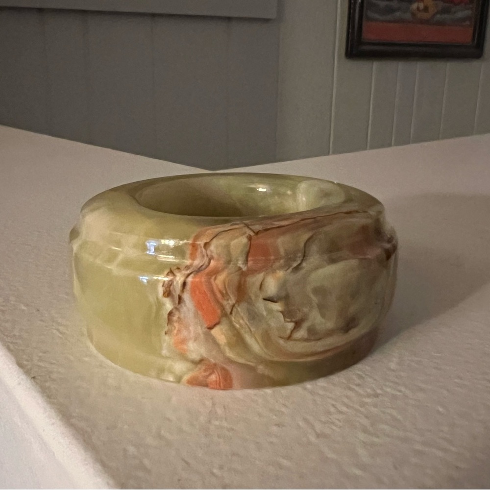 This Round Onyx Candle Holder
